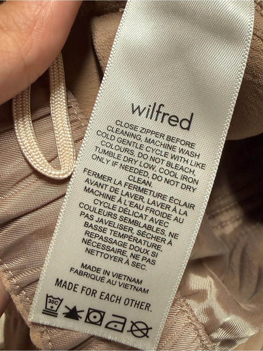Wilfred Aritzia Project Cargo Pants in Tan Size 6 - Picture 6 of 6